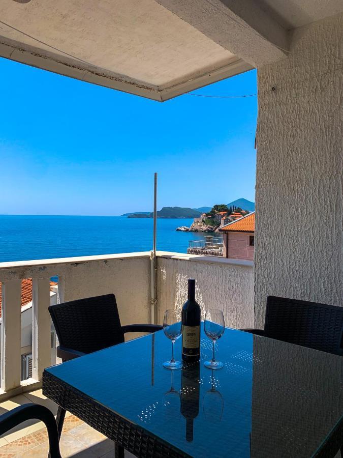 Pine&Sea Beach Retreat Sveti Stefan Exterior foto