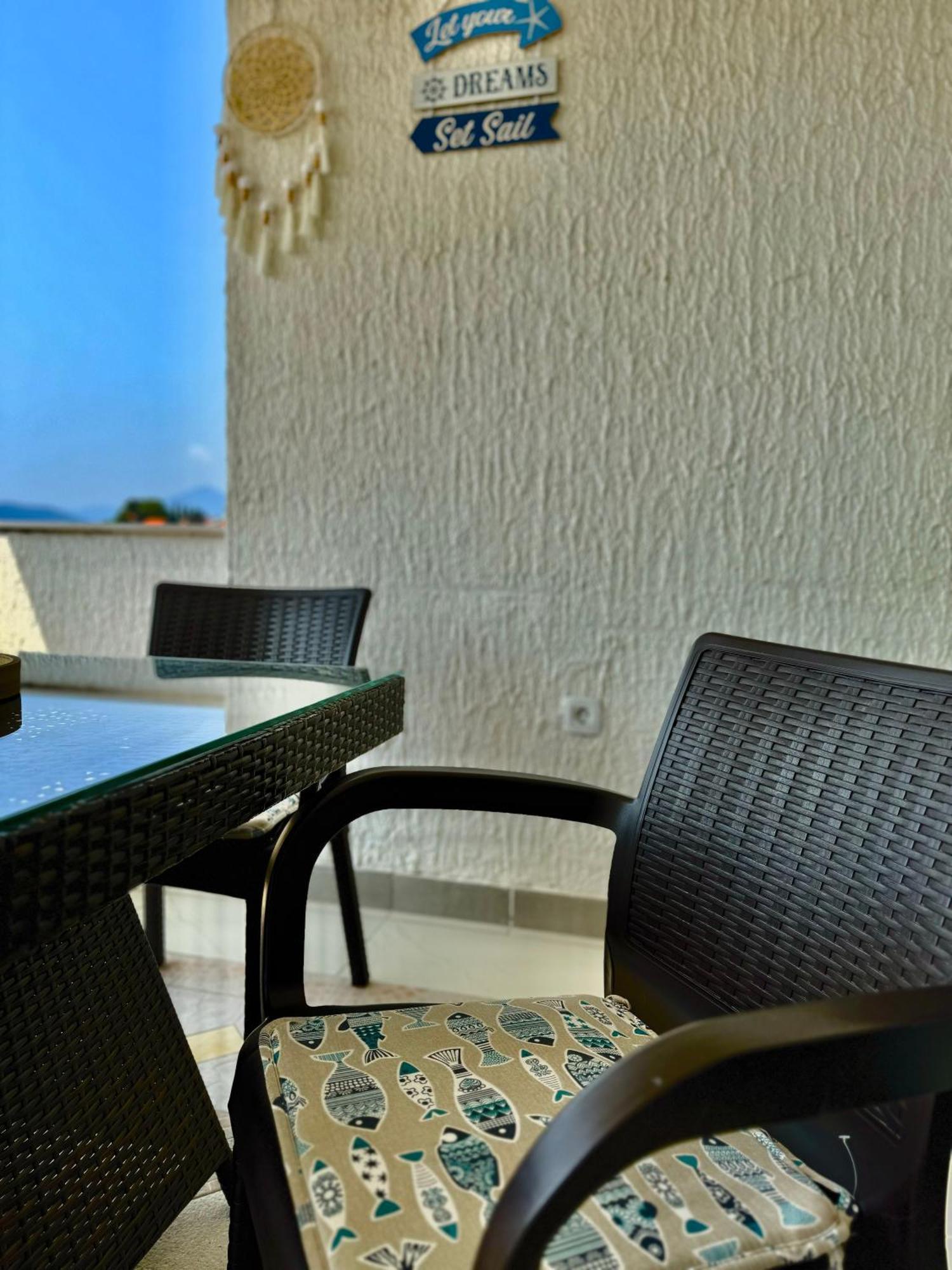 Pine&Sea Beach Retreat Sveti Stefan Exterior foto